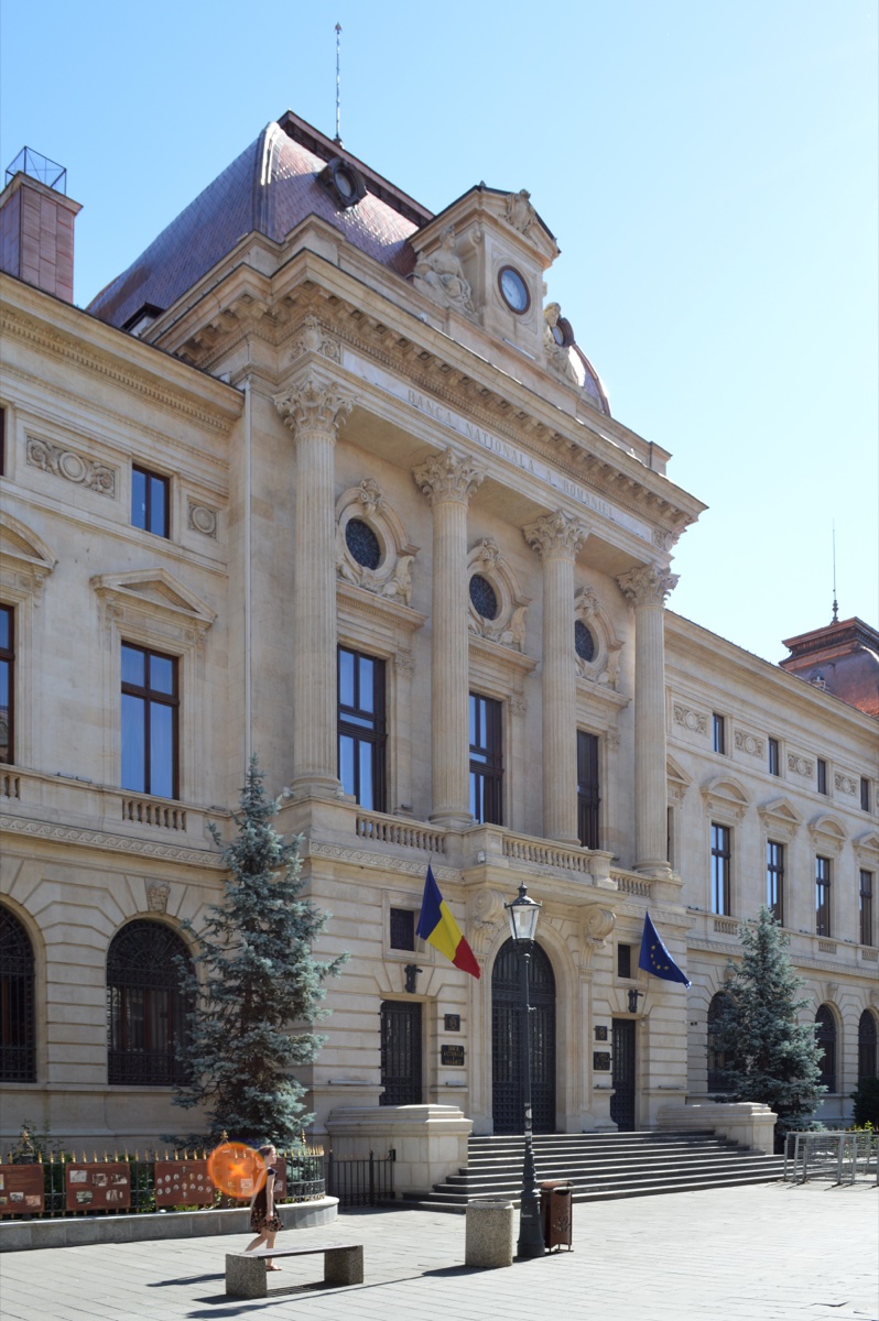 Alertă pentru Românii cu Credite: Indicele IRCC Crește de la 1 Octombrie! Cât Vor Plăti în Plus Familiile și Ce Recomandă Analiștii Financiari